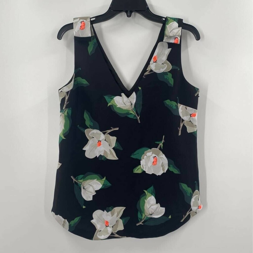 Banana Republic Tank Top Floral Magnolia V Neck